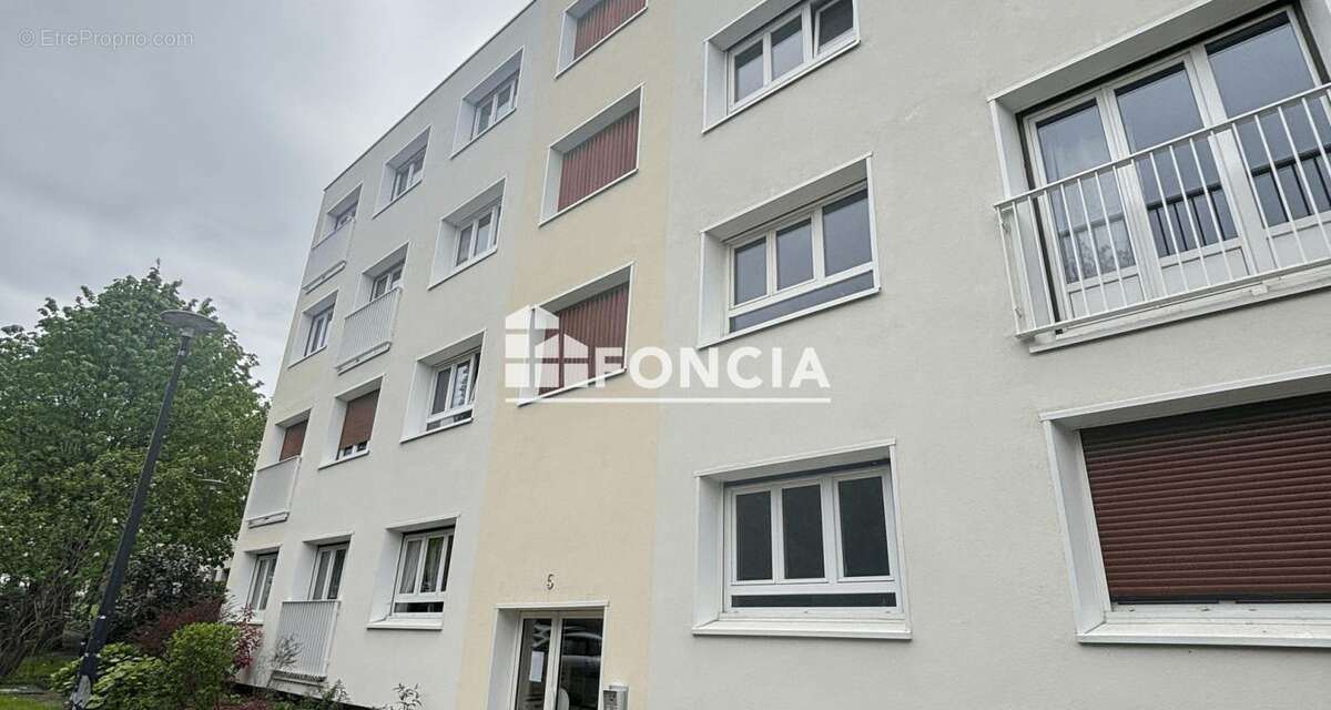 Appartement à CHILLY-MAZARIN