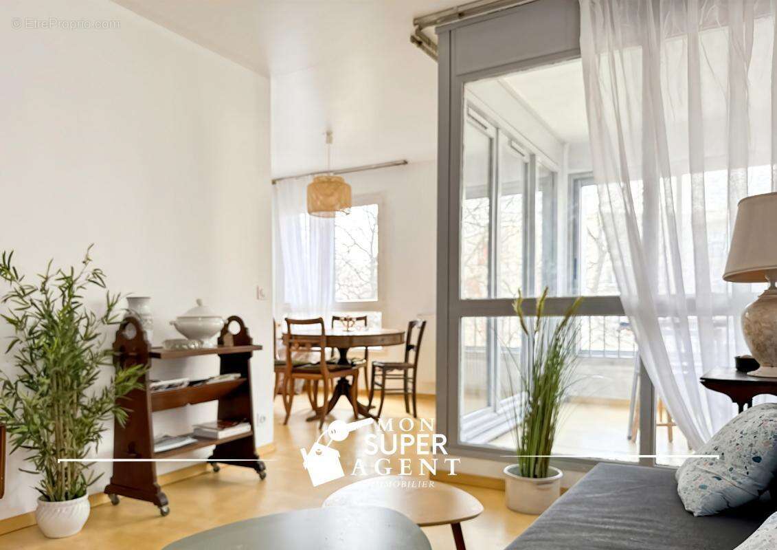 Appartement à MELUN