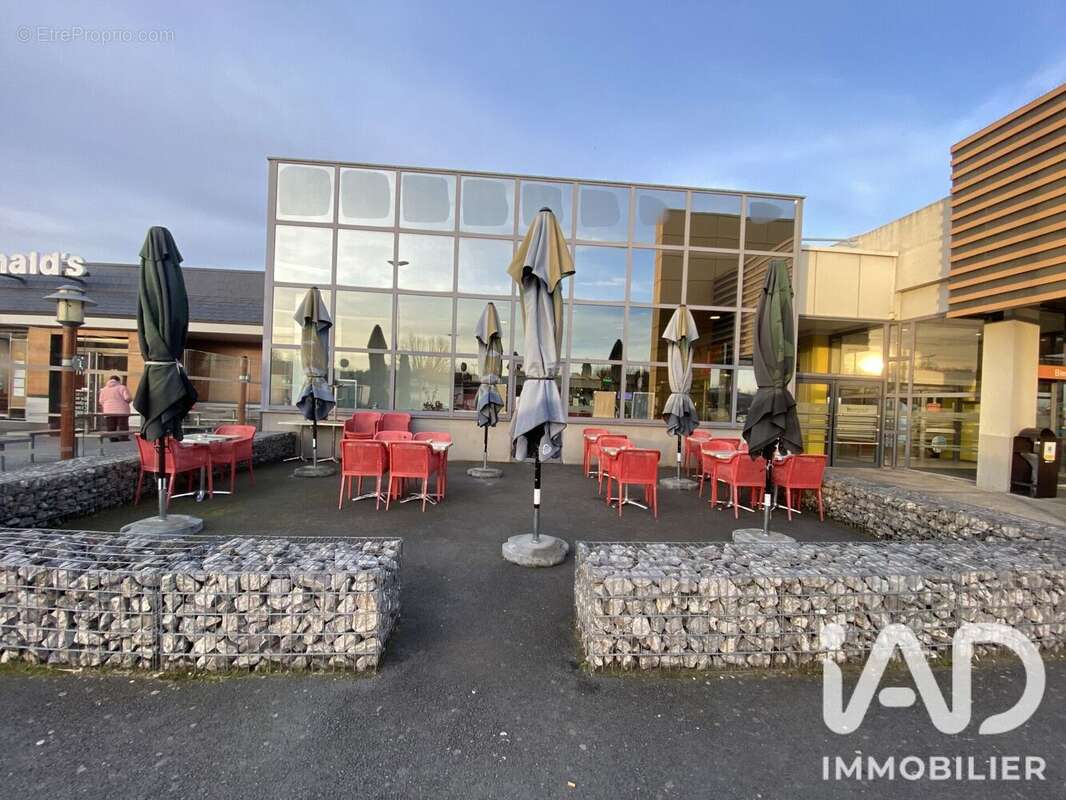 Commerce 225 m² à Montlucon  - photo 8