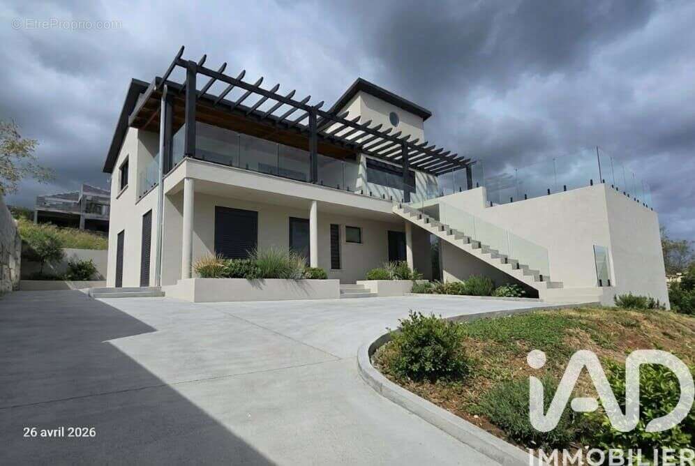 Photo 3 - Maison à LES TROIS-BASSINS