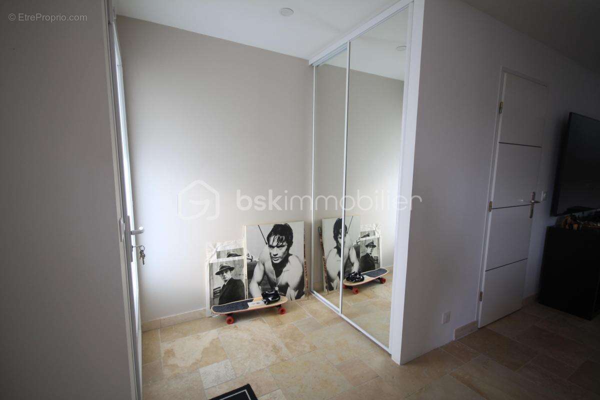 Maison à VAYRES-SUR-ESSONNE