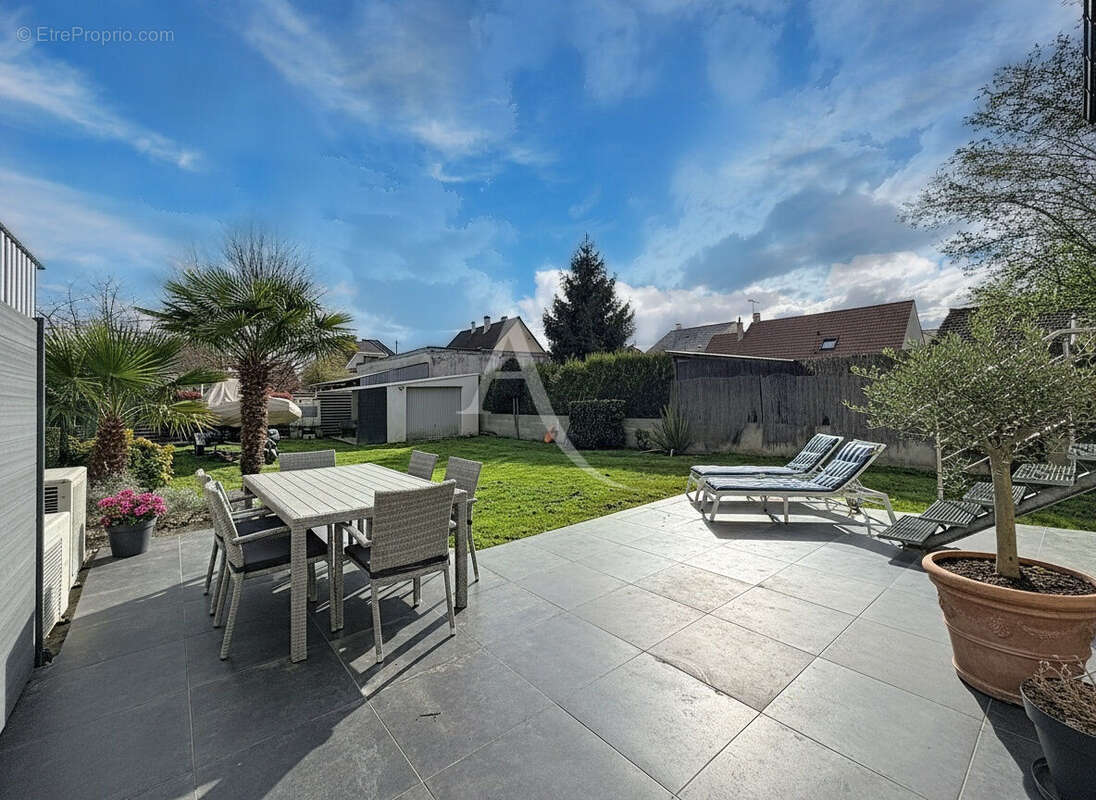 Maison à MITRY-MORY