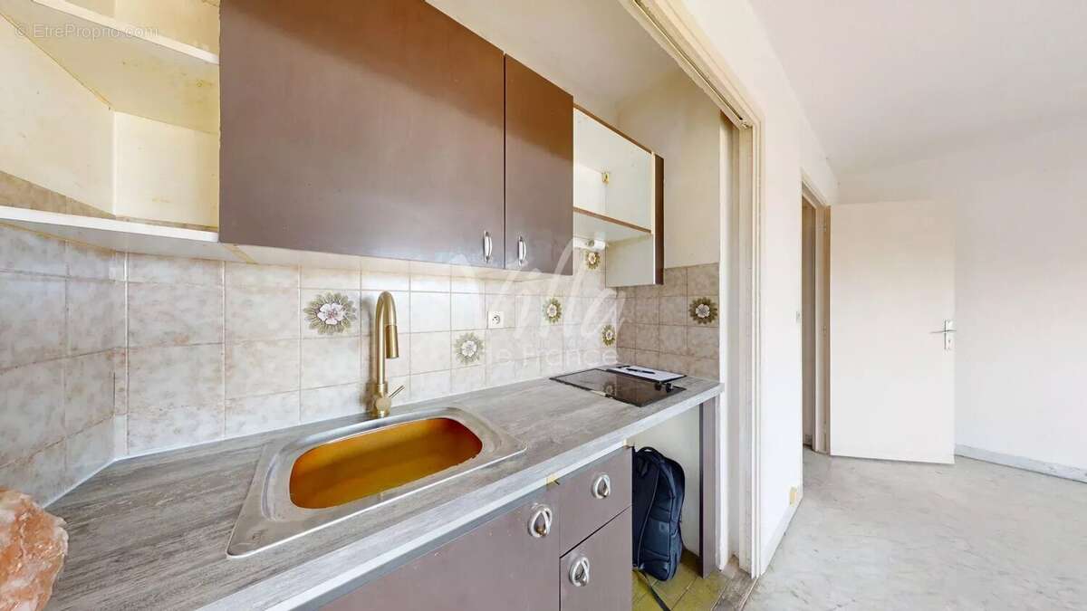 Appartement à MANDELIEU-LA-NAPOULE