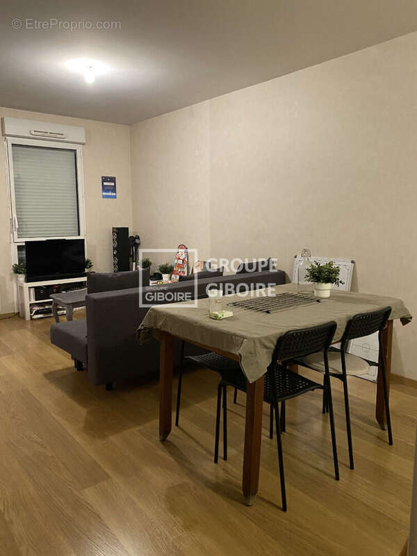 Appartement à MONTGERMONT