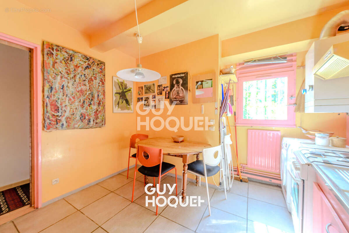 Appartement à PARIS-10E