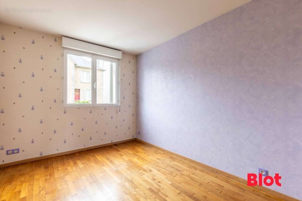 Appartement à FOUGERES