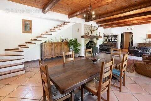 Maison à FAYENCE