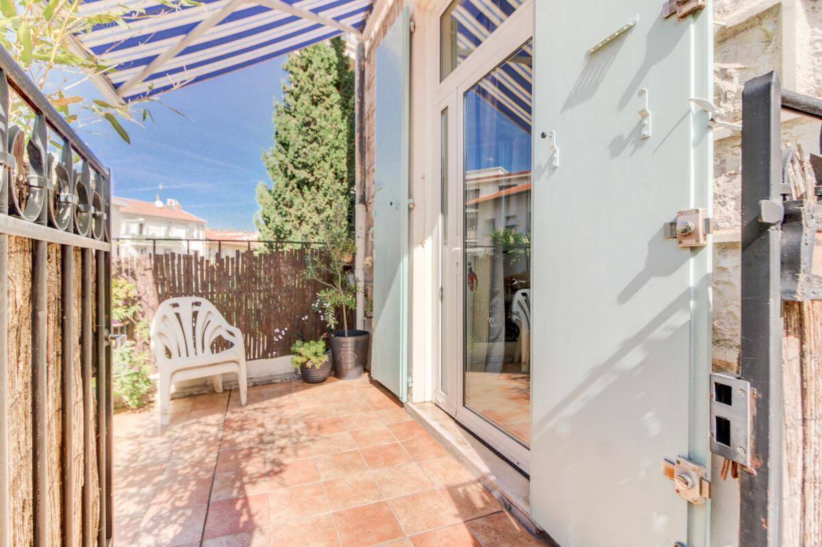 Appartement à NICE