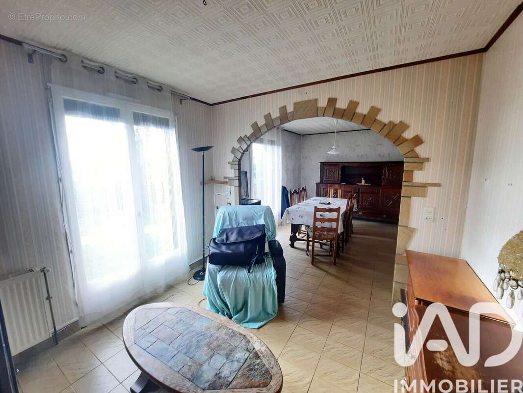 Photo 3 - Maison à MESNIL-RAOUL