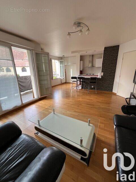 Photo 1 - Appartement à VILLENEUVE-LE-ROI