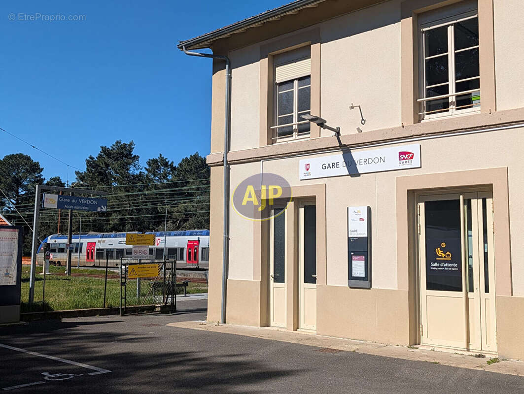 Terrain à LE VERDON-SUR-MER