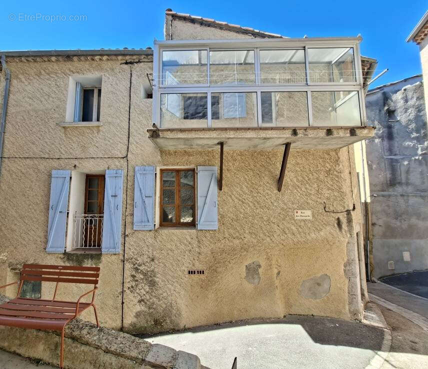 Maison à VOLONNE