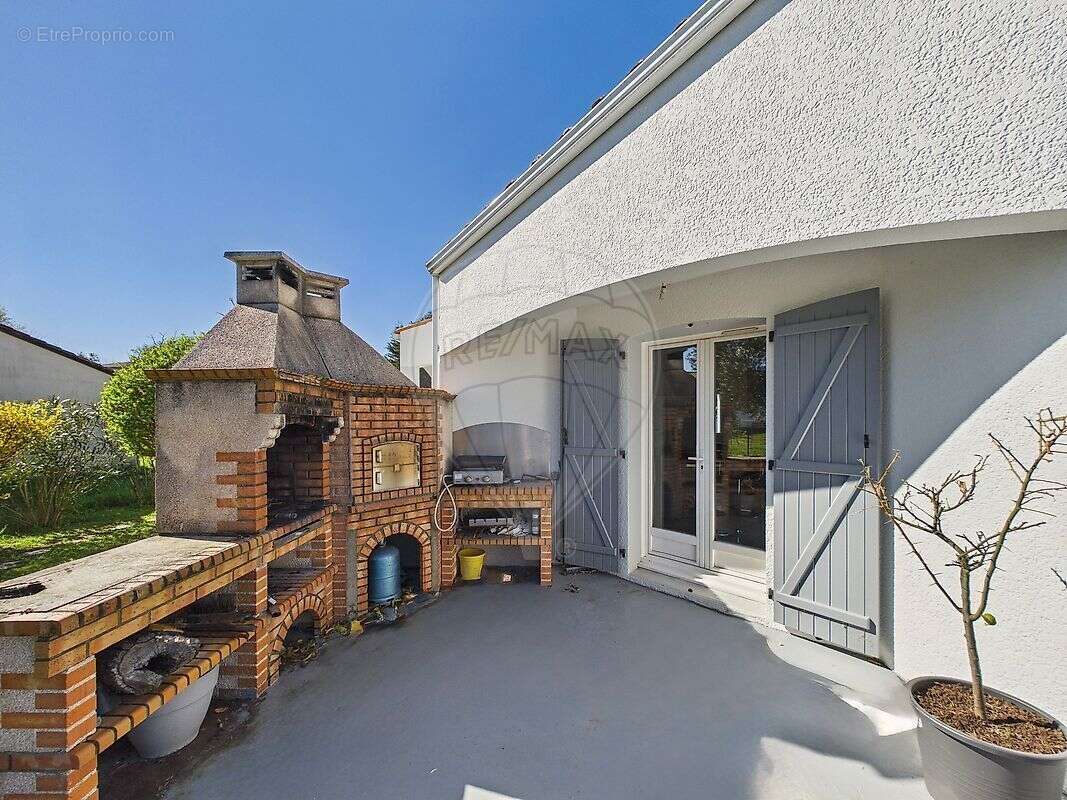 Maison à LES MATHES