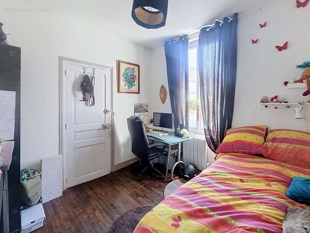 Maison 59 m² à Tours  - photo 7