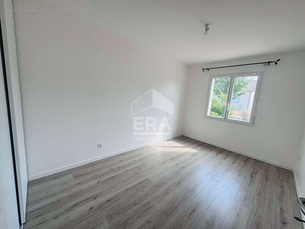 Maison  3 chambres et garage 239 800 - photo 6