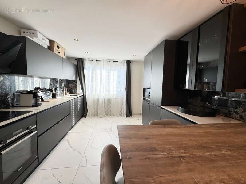 Appartement à BASSENS