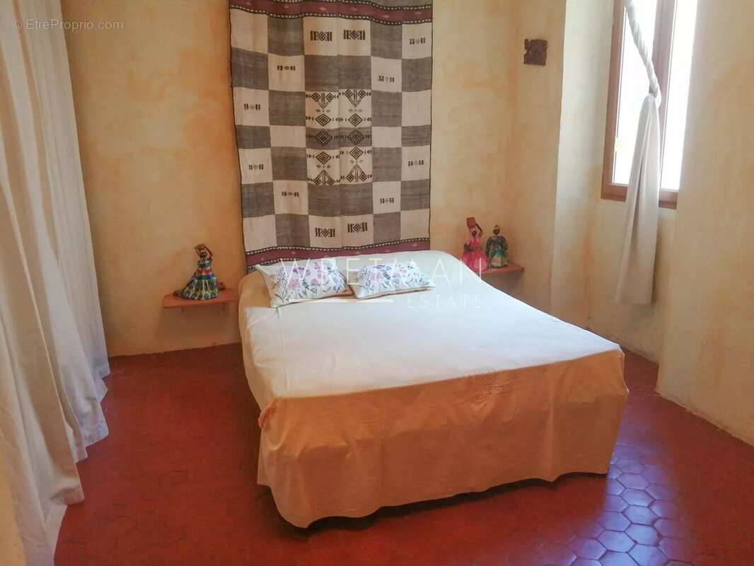 Appartement à L'ESCARENE