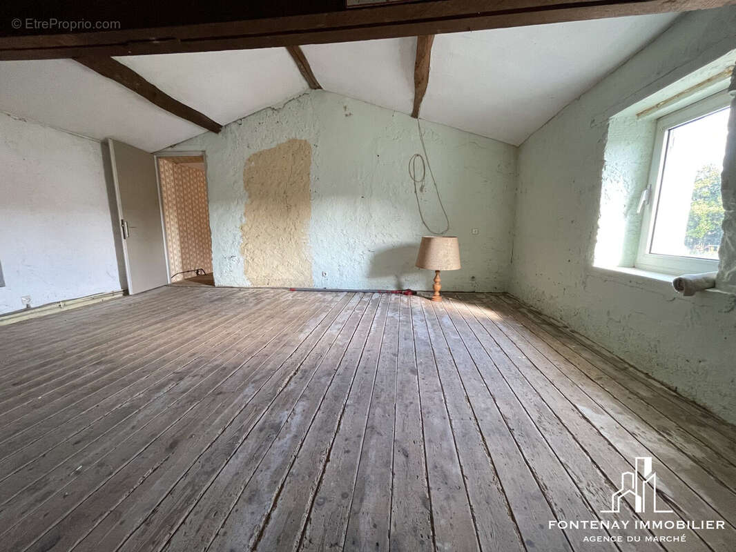 Maison à FONTENAY-LE-COMTE