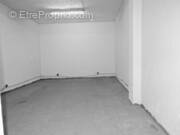 Photo 1 - Commerce à ARGENTEUIL