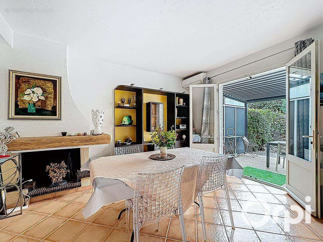 Villeneuve Loubet Maison 4 pièces 110 m2 - piscine - gardien - jardin - stationnement - photo 7