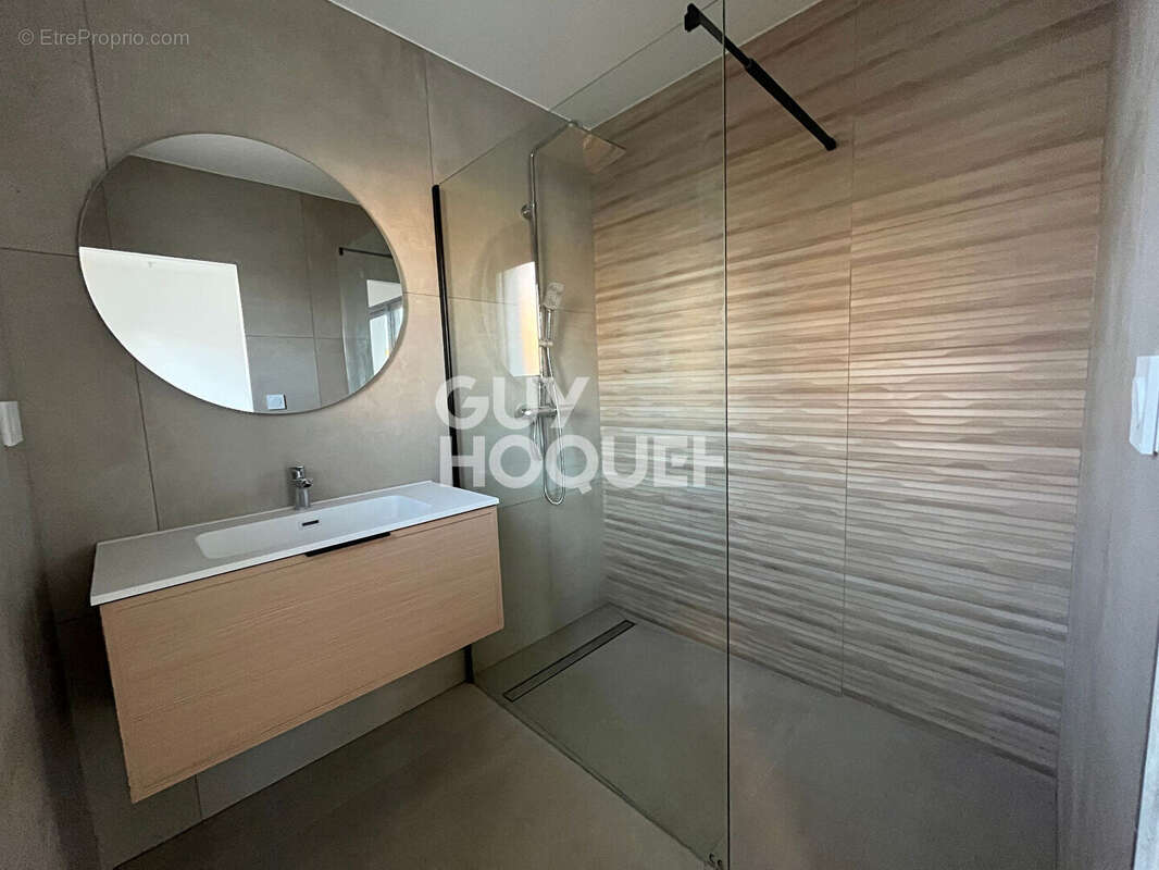 Maison à VILLENEUVE-DE-LA-RAHO