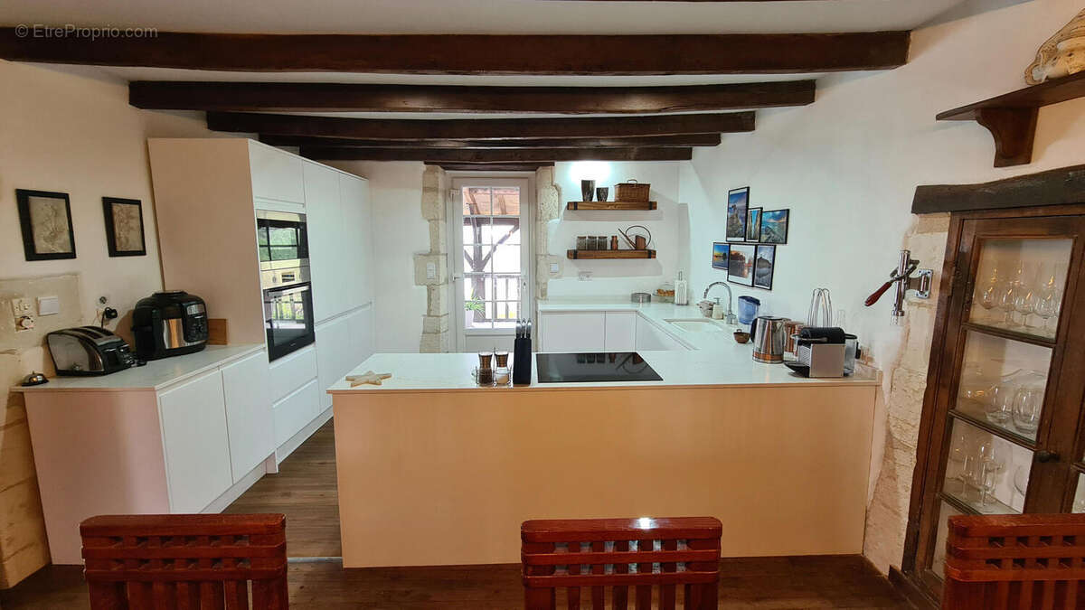 cuisine - Maison à SAINT-ROMAIN