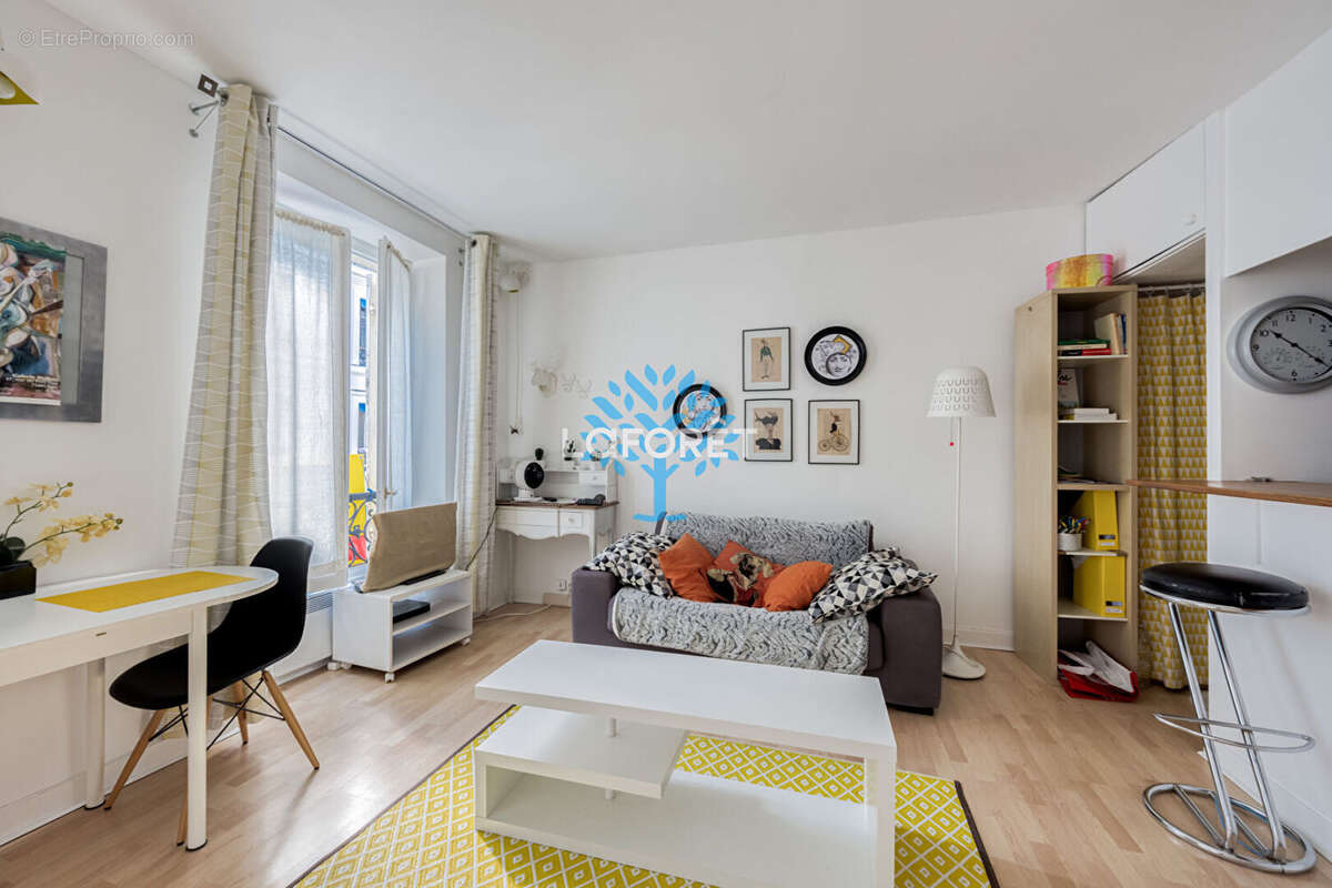 Appartement à PARIS-11E