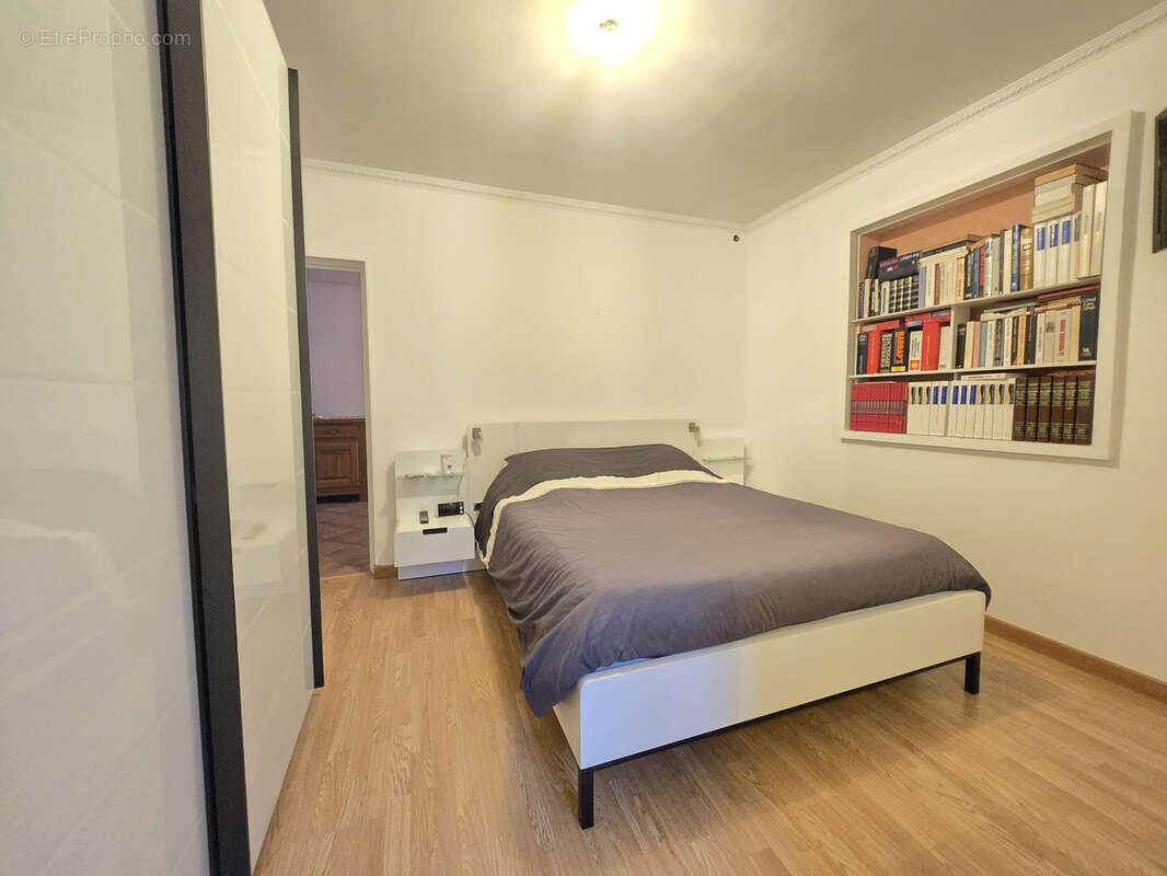 Maison à SAINT-FARGEAU-PONTHIERRY