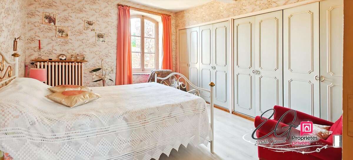Maison de village de caractère avec cour intime et grand garage  à Caunes-Minervois - photo 11