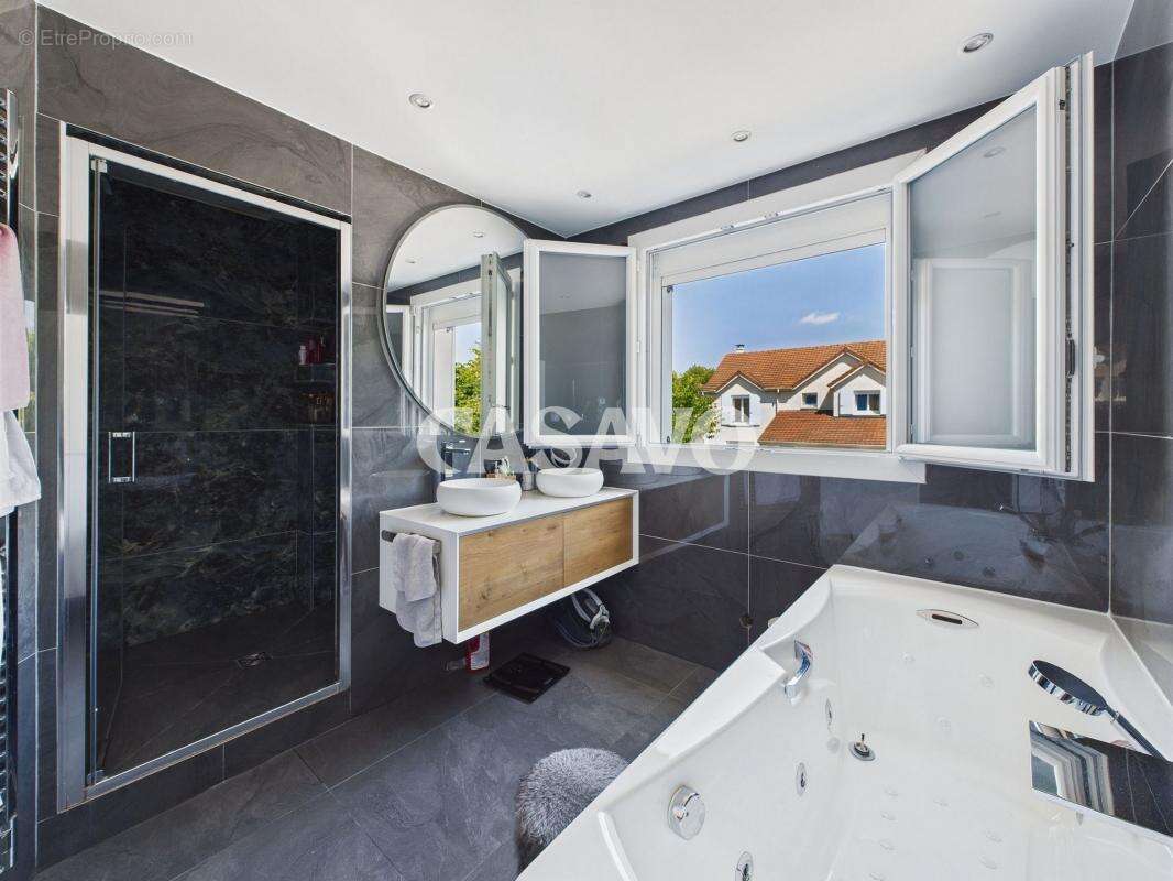 Maison à SAINT-BRICE-SOUS-FORET