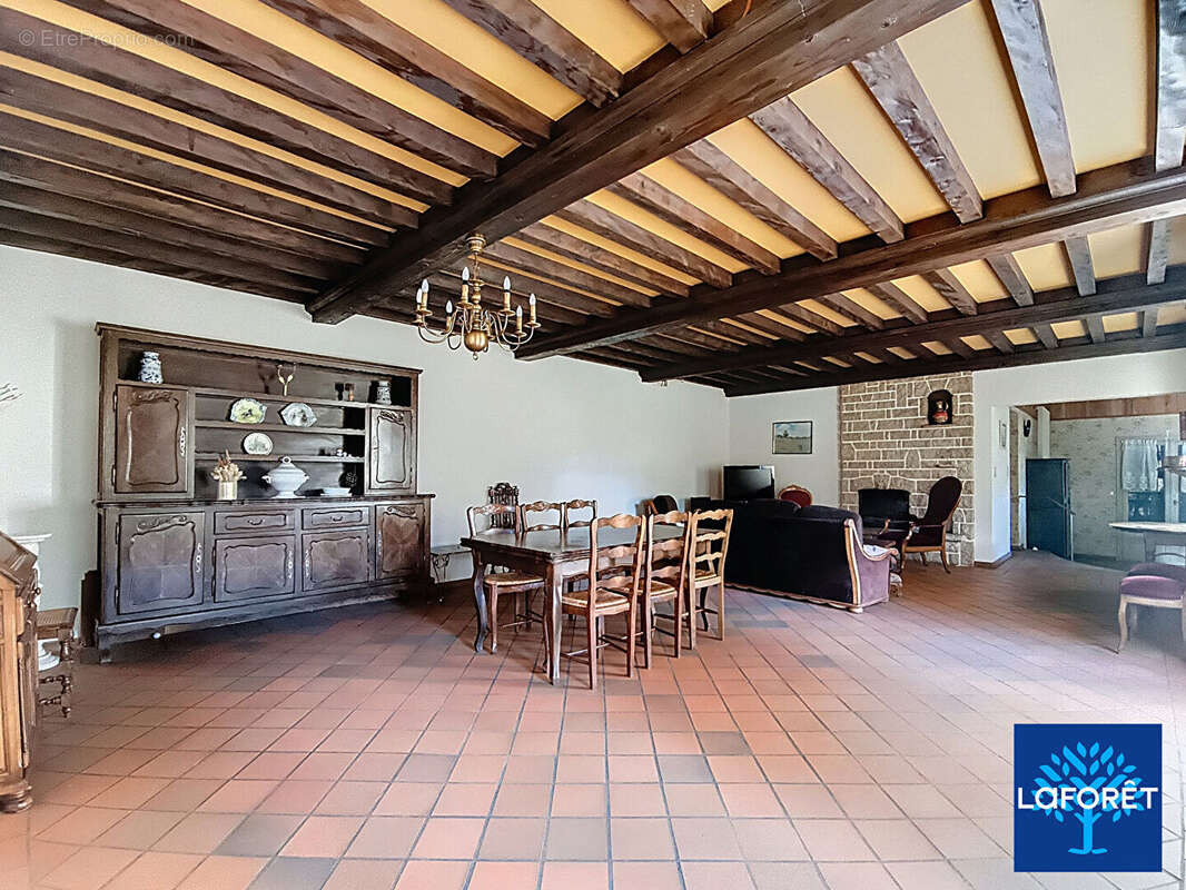 Maison à CHASPINHAC