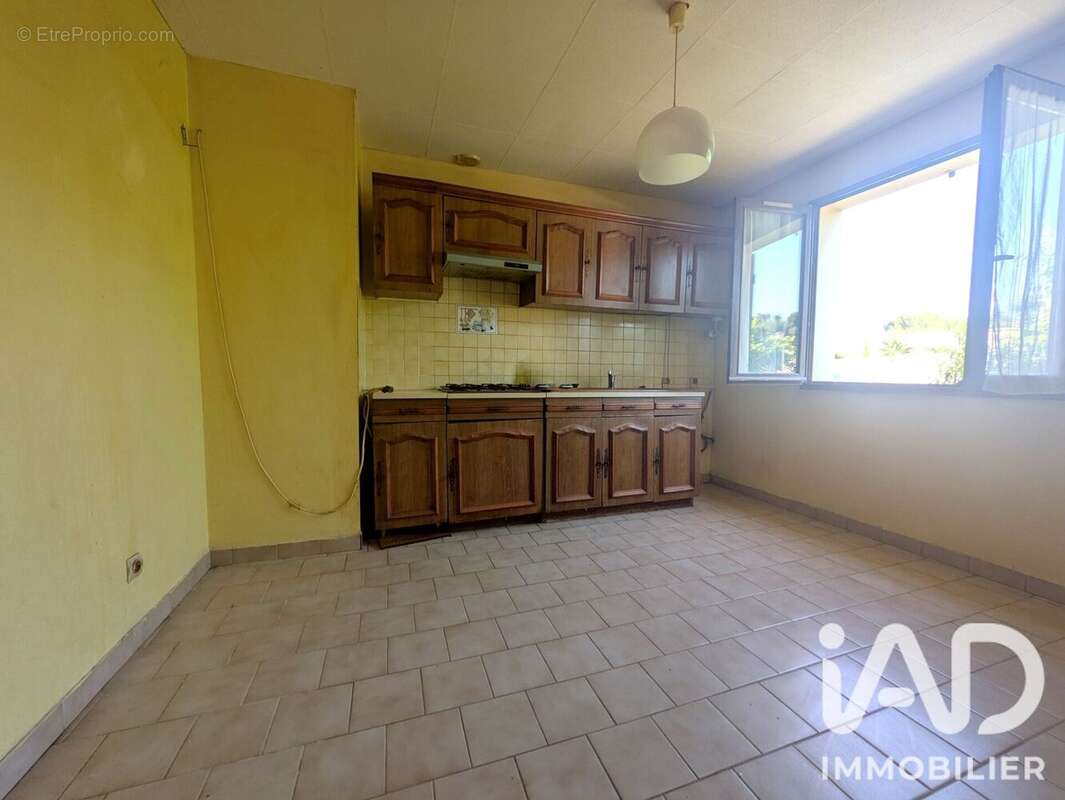 Maison 99 m² à Les Tourrettes  - photo 9