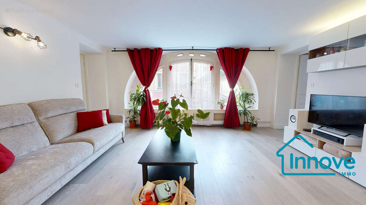 Appartement à VERSAILLES