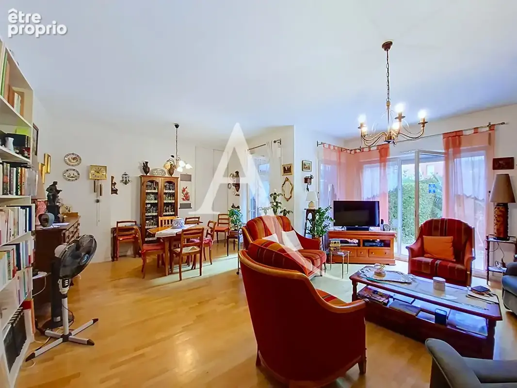 À vendre - massy atlantis - appartement familial 5 pièces 105.75m² avec jardin privatif, terrasse, double stationnement et cave - photo 3