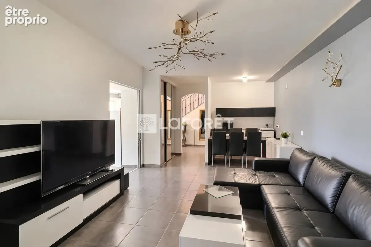 Maison Toulon 5 pièce(s) 157 m2 - photo 5