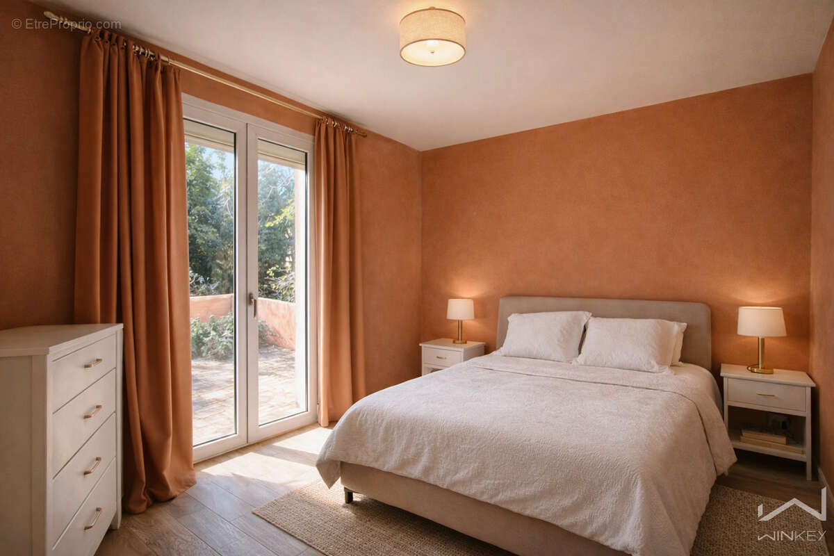 Maison à LA GARDE-ADHEMAR