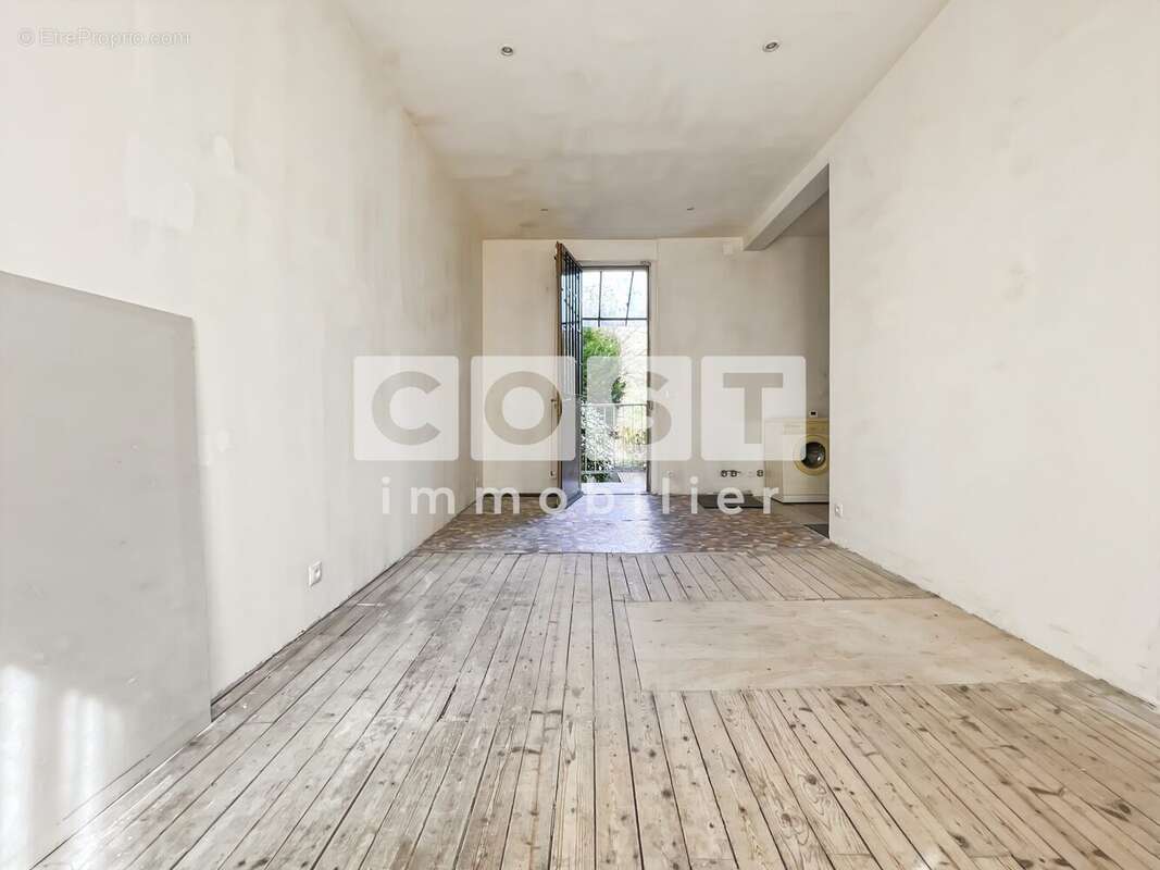 Maison à ASNIERES-SUR-SEINE