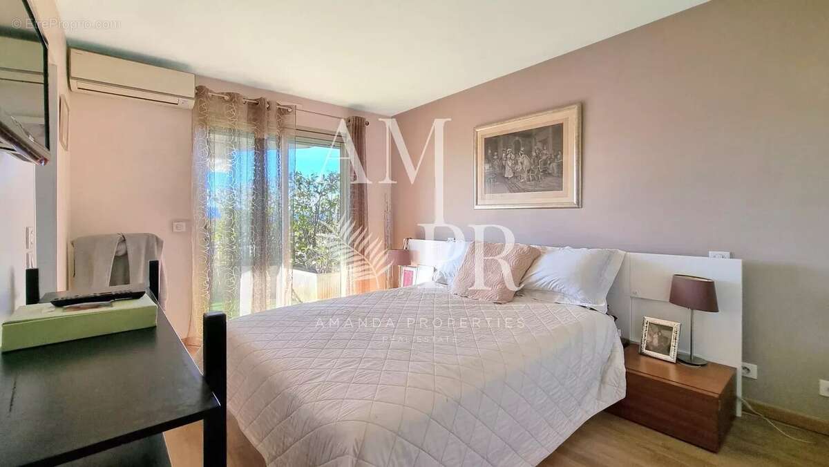 Appartement à LE CANNET