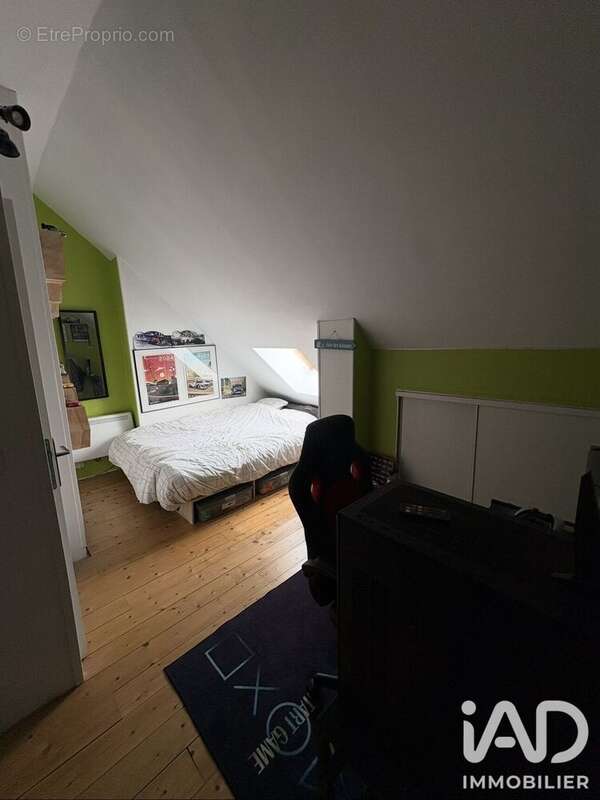 Photo 8