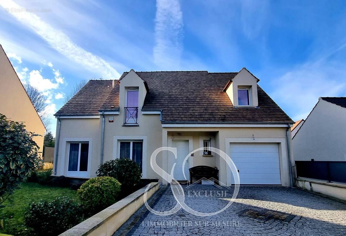 Maison à MONTFORT-L'AMAURY