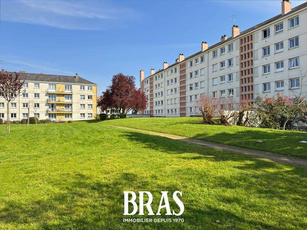 Appartement à SAINT-SEBASTIEN-SUR-LOIRE