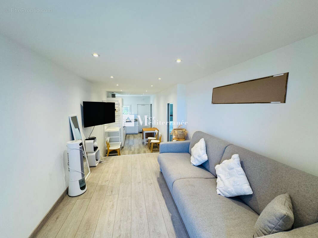 Appartement à GRIMAUD