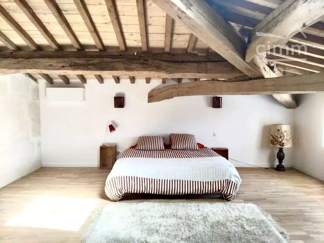 Ancien couvent du XVIIe siècle à Arles — 485 m² sur 5060 m² de terrain - photo 9