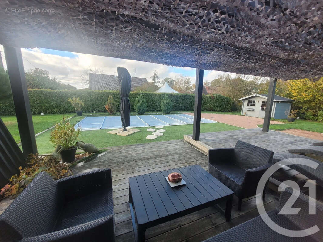 Maison à SAINT-VINCENT-EN-BRESSE