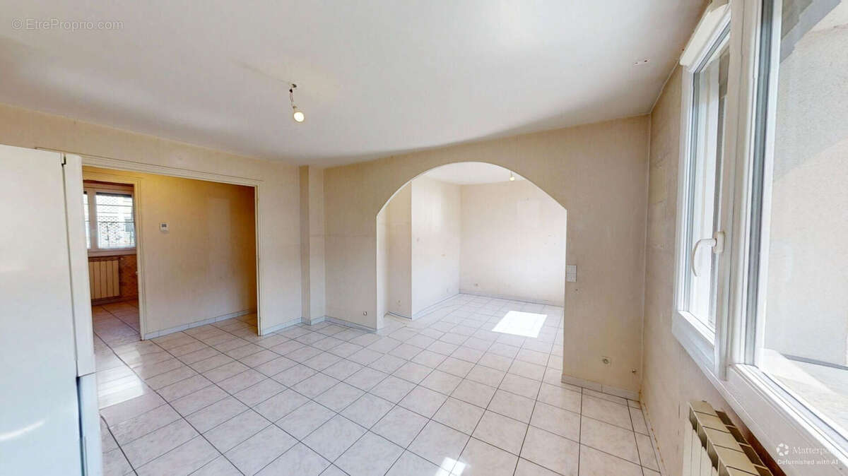 T3 - 52m2 - Copro ravalée et isolée - Vue montagnes - DPE C - Fontaine - photo 8