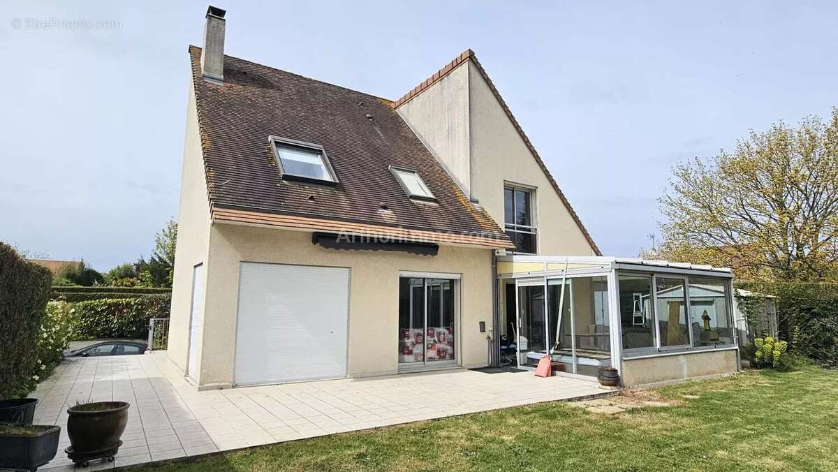 Maison à BENOUVILLE