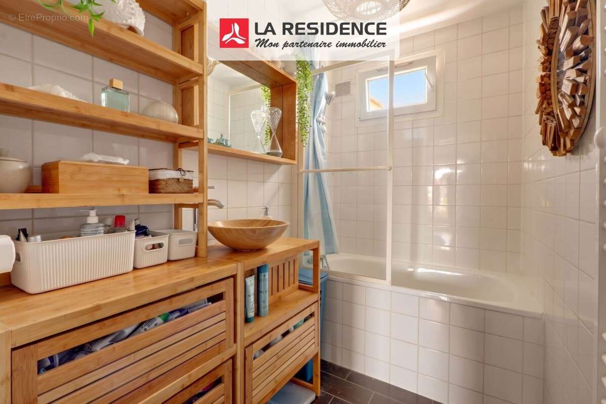 Appartement à BEAUCHAMP
