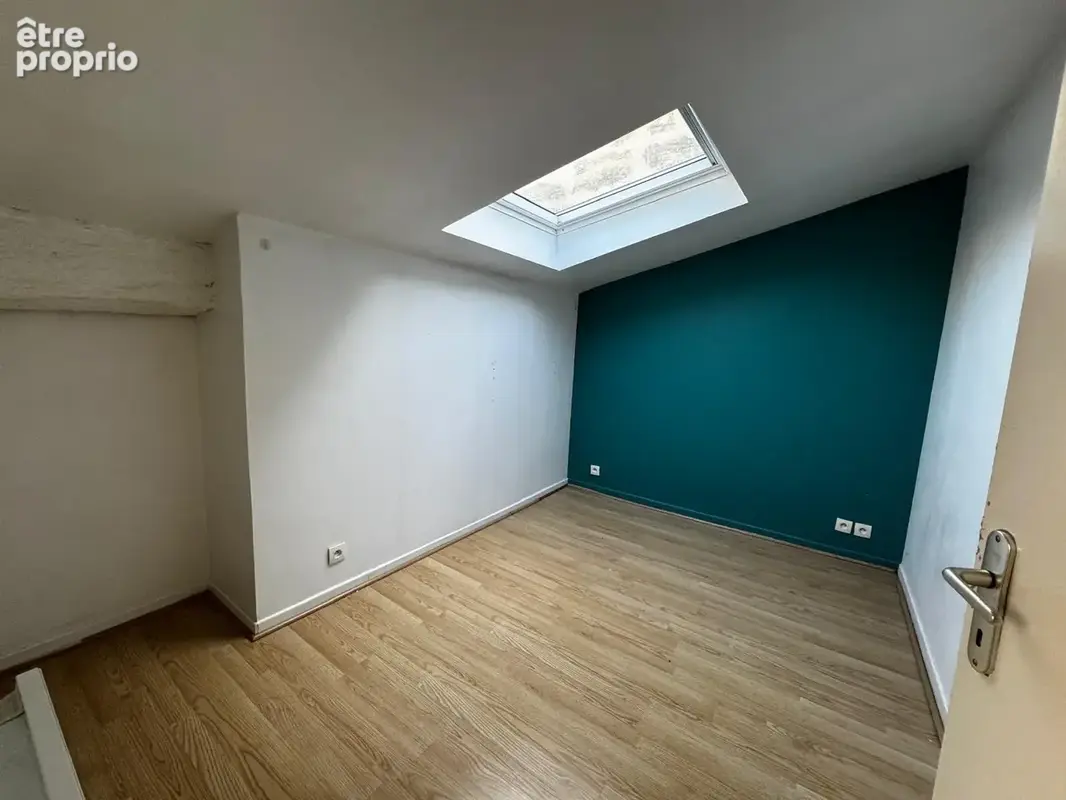 Appartement T3 duplex (côté cour) - Bordeaux PEY BERLAND (rue Castelmoron) - photo 4