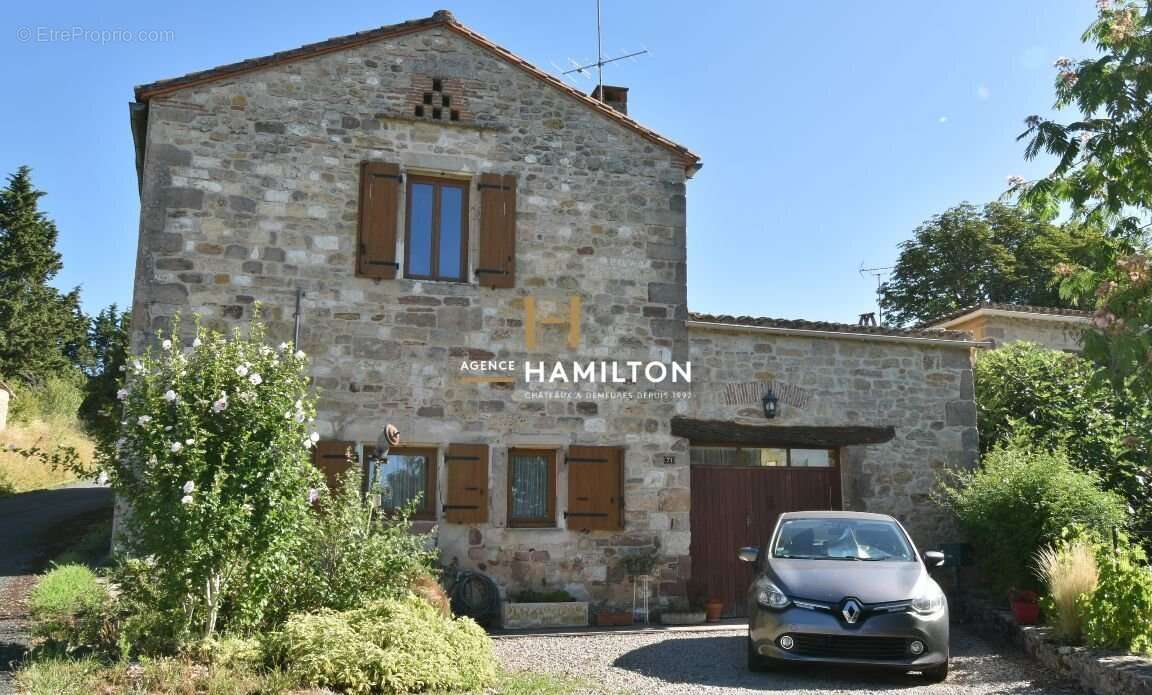 Maison à TONNAC