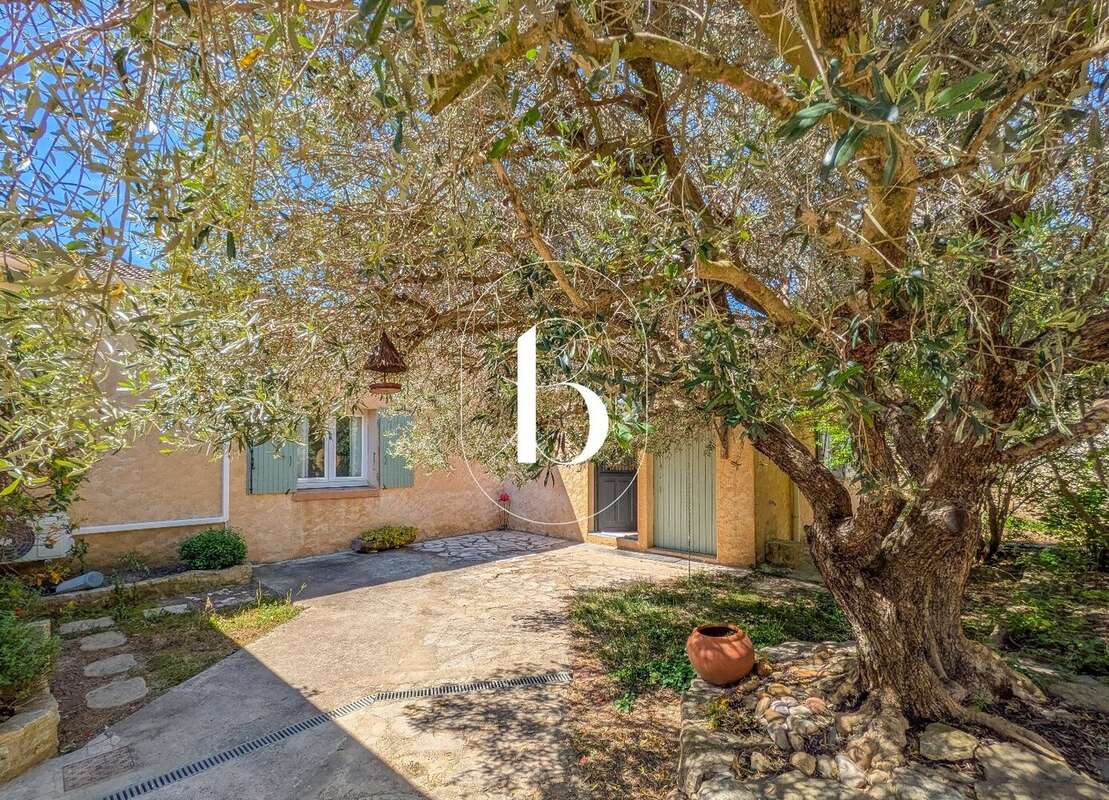 Maison à GOUDARGUES